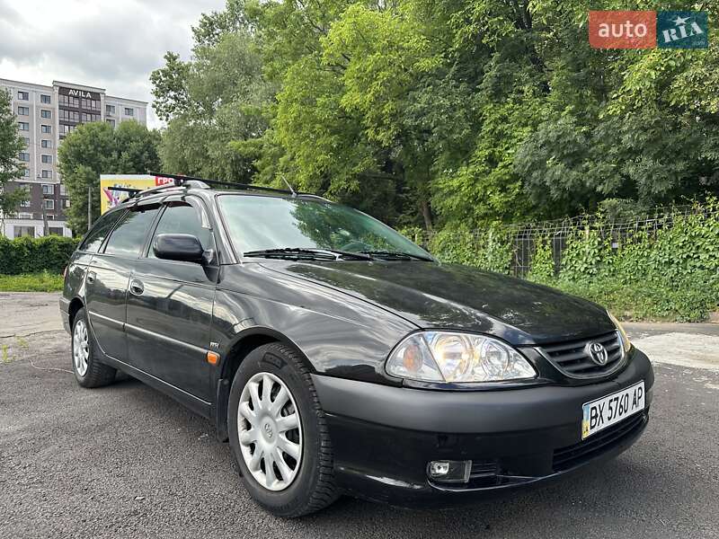 Toyota Avensis 2001