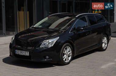 Универсал Toyota Avensis 2011 в Черновцах