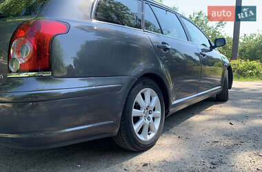 Универсал Toyota Avensis 2006 в Чернигове