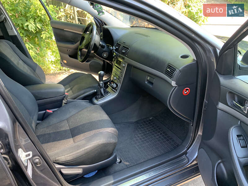 Универсал Toyota Avensis 2006 в Чернигове фото 17 Универсал Toyota Avensis 2006 в Чернигове