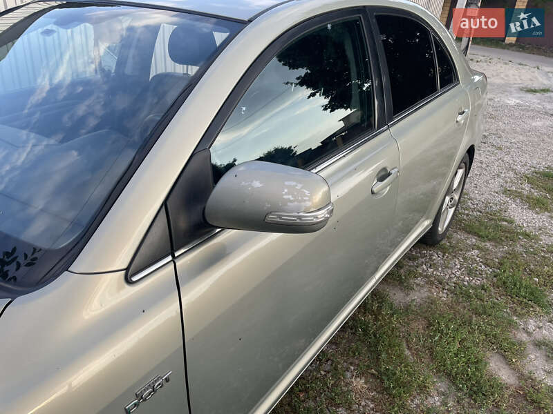 Ліфтбек Toyota Avensis 2006 в Києві
