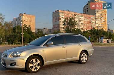 Універсал Toyota Avensis 2004 в Запоріжжі