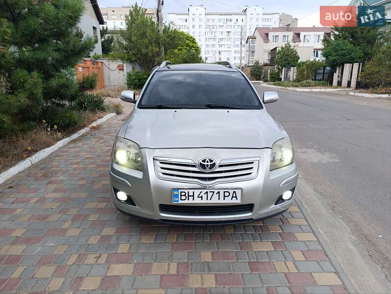 Toyota Avensis 2008
