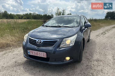 Универсал Toyota Avensis 2010 в Житомире