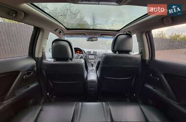 Універсал Toyota Avensis 2010 в Сарнах