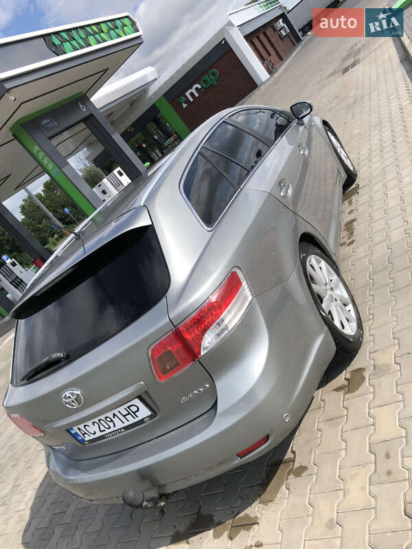 Универсал Toyota Avensis 2008 в Луцке