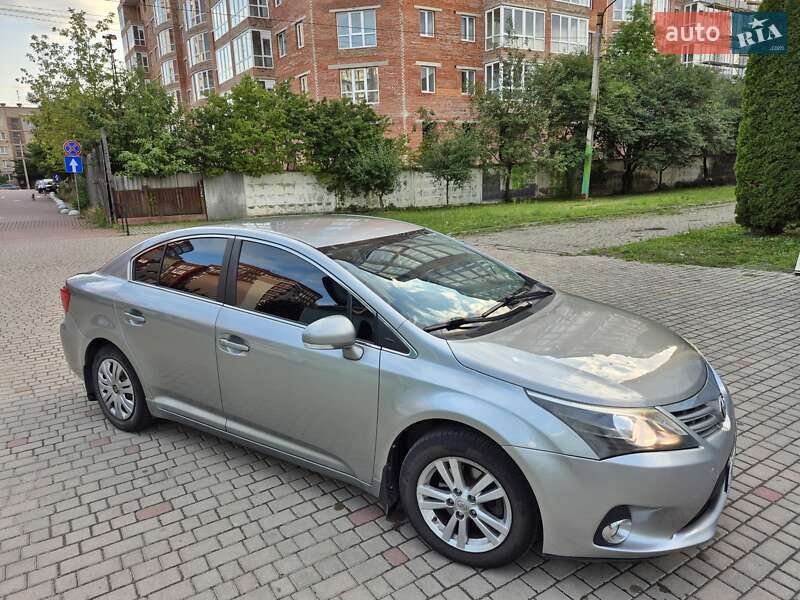 Седан Toyota Avensis 2012 в Ивано-Франковске фото 4 Седан Toyota Avensis 2012 в Ивано-Франковске