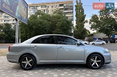 Седан Toyota Avensis 2008 в 