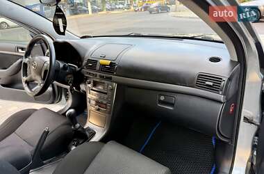 Седан Toyota Avensis 2008 в 