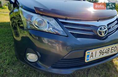 Седан Toyota Avensis 2014 в Белой Церкви