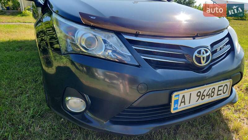 Toyota Avensis 2014