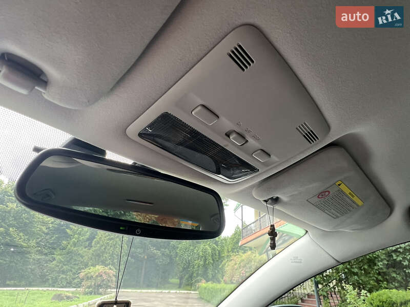 Седан Toyota Avensis 2008 в Трускавце