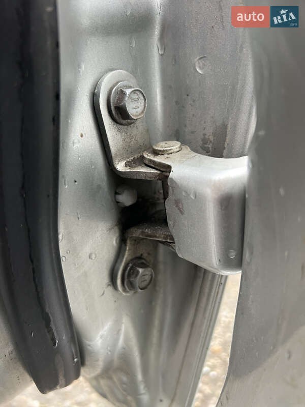 Седан Toyota Avensis 2008 в Трускавце