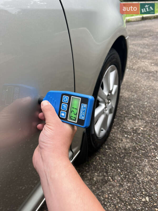 Седан Toyota Avensis 2008 в Трускавце