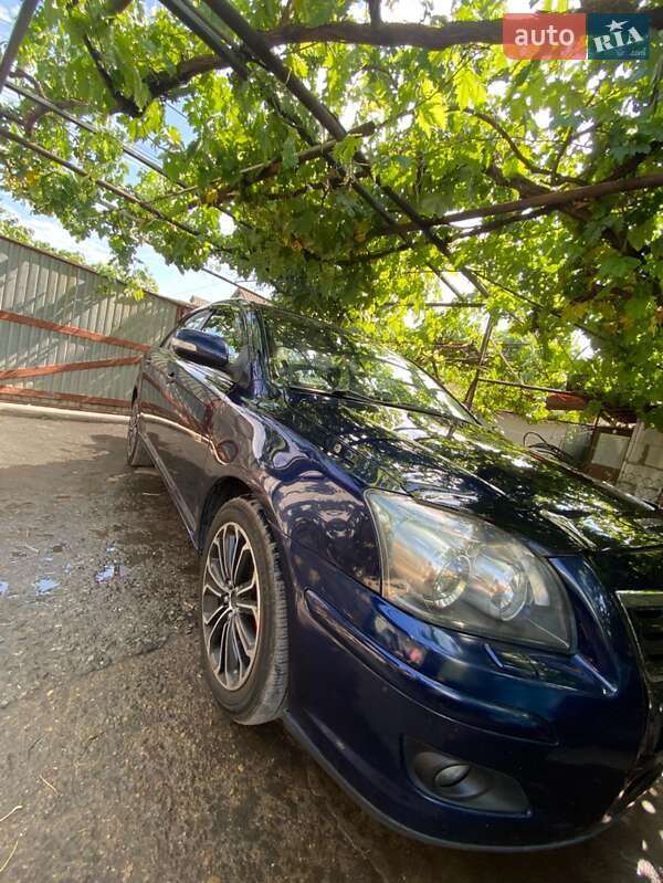 Седан Toyota Avensis 2007 в Одесі