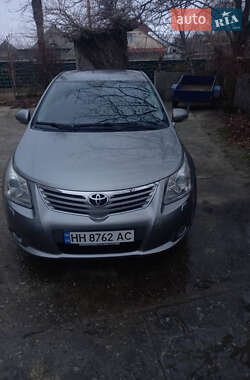Седан Toyota Avensis 2011 в Вилкове