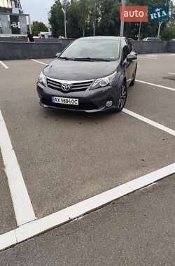 Седан Toyota Avensis 2012 в Харкові