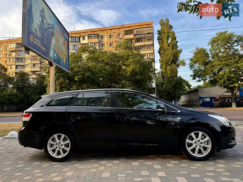 Универсал Toyota Avensis 2009 в Одессе