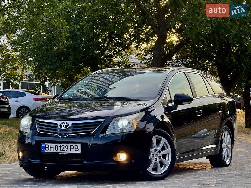 Универсал Toyota Avensis 2009 в Одессе