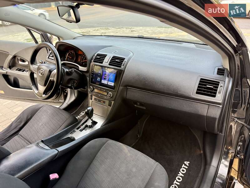 Универсал Toyota Avensis 2009 в Одессе