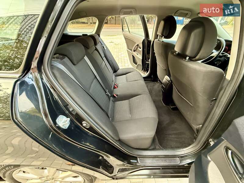 Универсал Toyota Avensis 2009 в Одессе