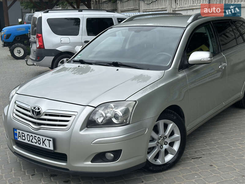 Универсал Toyota Avensis 2006 в Виннице