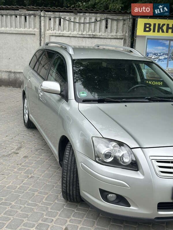 Универсал Toyota Avensis 2006 в Виннице