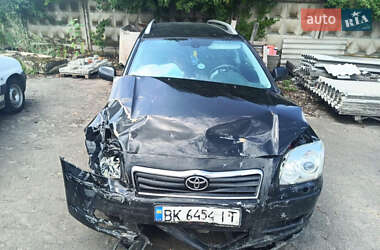 Универсал Toyota Avensis 2006 в Луцке