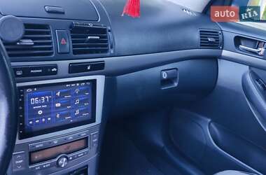 Седан Toyota Avensis 2006 в Одессе