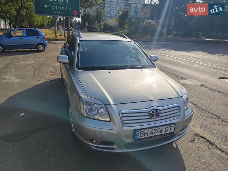 Універсал Toyota Avensis 2005 в Одесі
