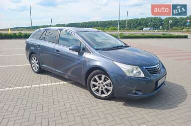 Универсал Toyota Avensis 2011 в Хмельницком