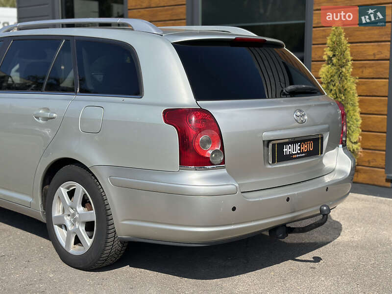 Универсал Toyota Avensis 2008 в Шептицькому