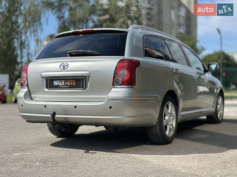 Универсал Toyota Avensis 2008 в Шептицькому