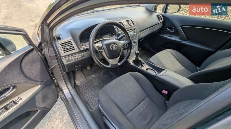 Универсал Toyota Avensis 2009 в Стрые