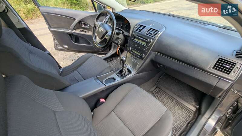 Универсал Toyota Avensis 2009 в Стрые