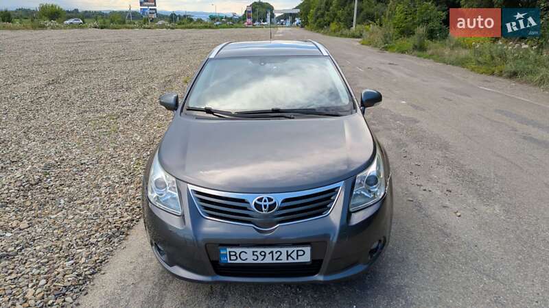 Универсал Toyota Avensis 2009 в Стрые