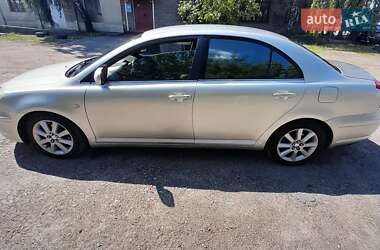 Седан Toyota Avensis 2003 в  фото 12 Седан Toyota Avensis 2003 в