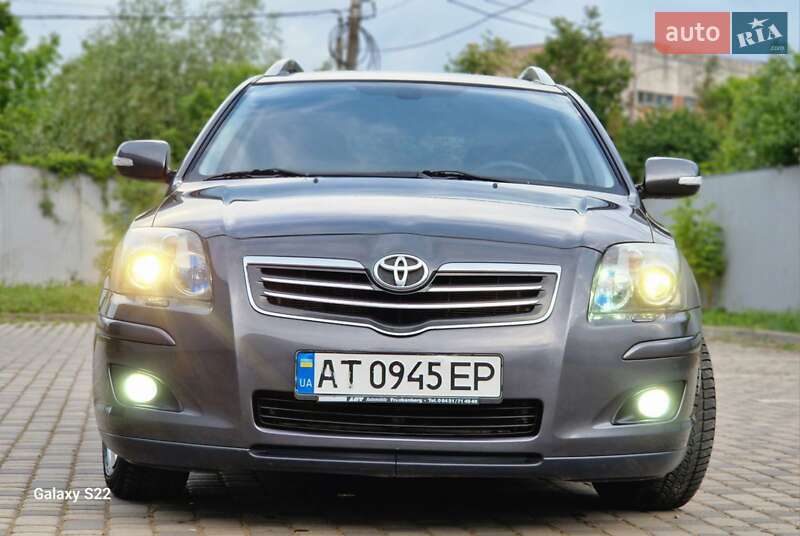 Универсал Toyota Avensis 2006 в Ивано-Франковске