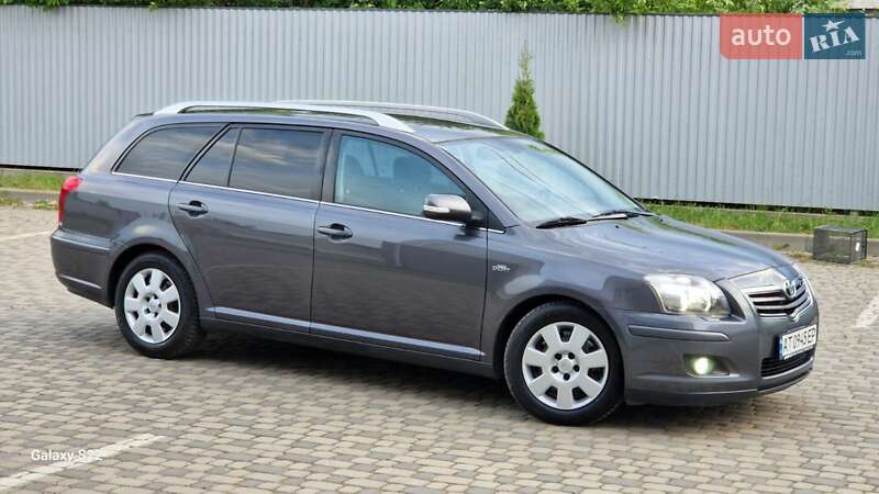 Универсал Toyota Avensis 2006 в Ивано-Франковске