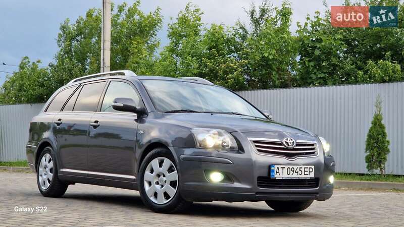 Универсал Toyota Avensis 2006 в Ивано-Франковске