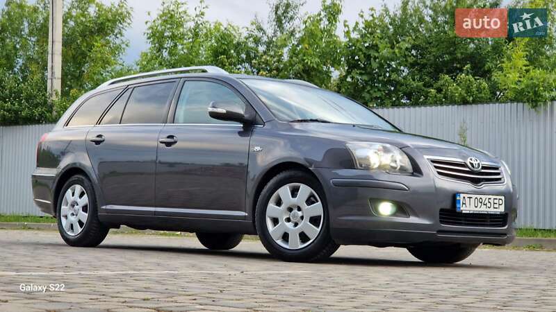 Универсал Toyota Avensis 2006 в Ивано-Франковске