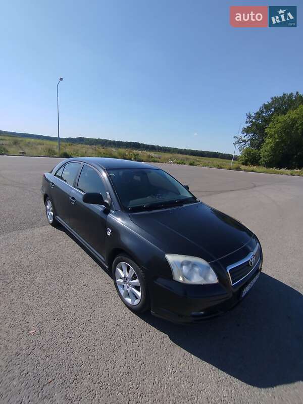 Лифтбек Toyota Avensis 2003 в Ковеле