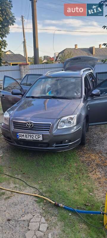 Универсал Toyota Avensis 2005 в Звягеле фото 10 Универсал Toyota Avensis 2005 в Звягеле