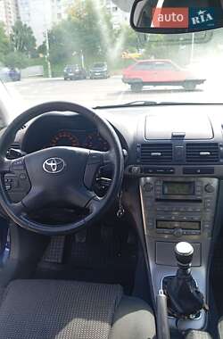 Универсал Toyota Avensis 2006 в 