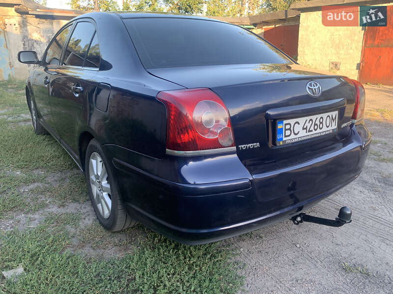 Седан Toyota Avensis 2006 в Терновке