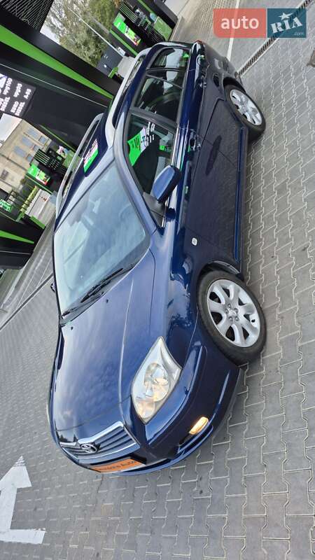 Универсал Toyota Avensis 2003 в Одессе