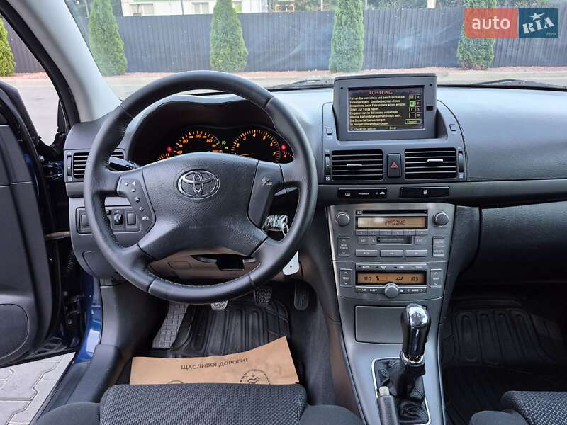Универсал Toyota Avensis 2003 в Одессе
