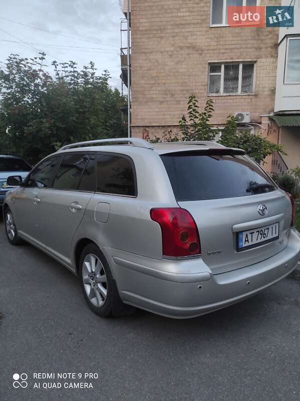 Универсал Toyota Avensis 2004 в Коломые