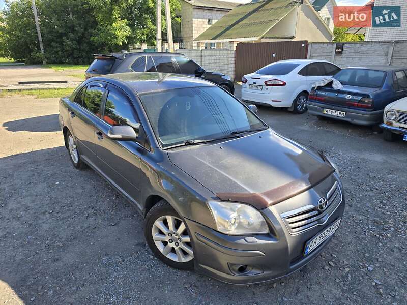 Седан Toyota Avensis 2008 в Боярці