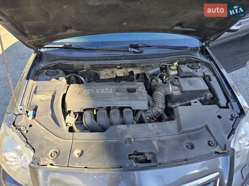 Седан Toyota Avensis 2008 в Боярці